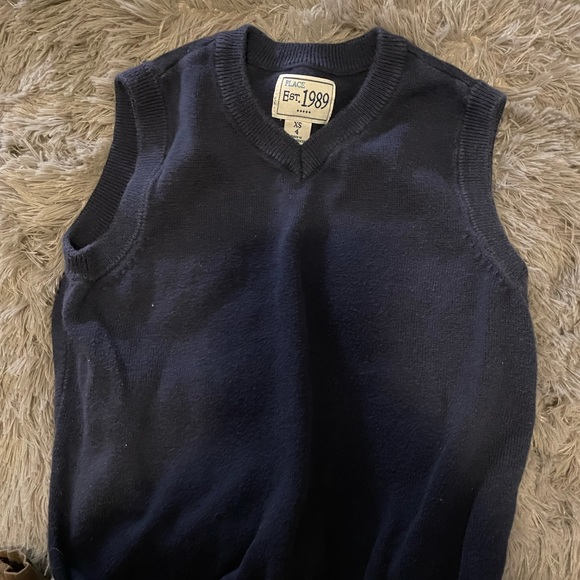 Boys sweater vest - Picture 1 of 3